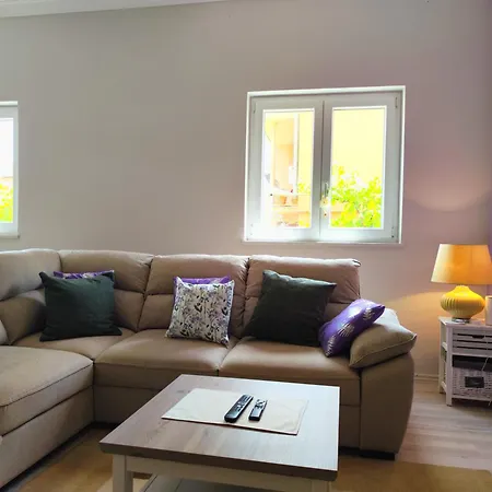 Gabi - Private Parking Appartement Zadar