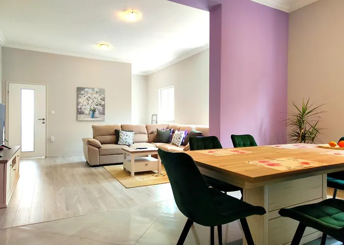 Gabi - Private Parking Appartement