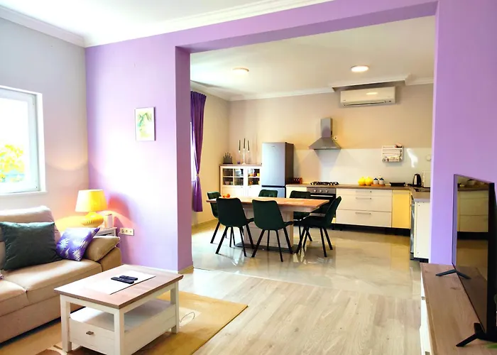 Gabi - Private Parking Appartement